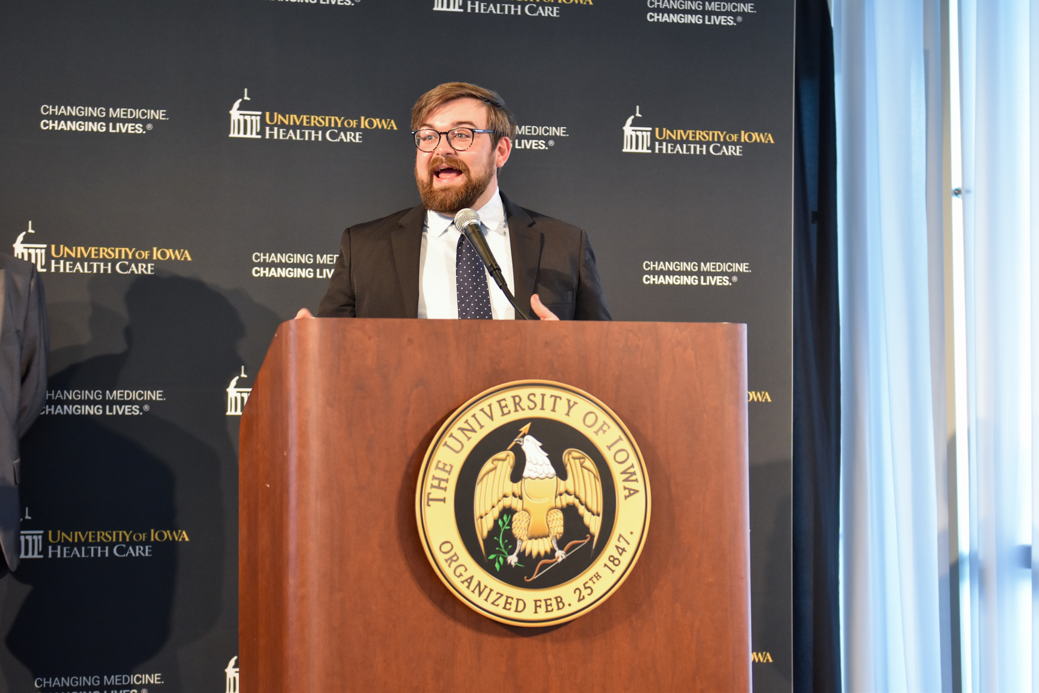2024_Residency Graduation_Pick-060 – Making the Rounds