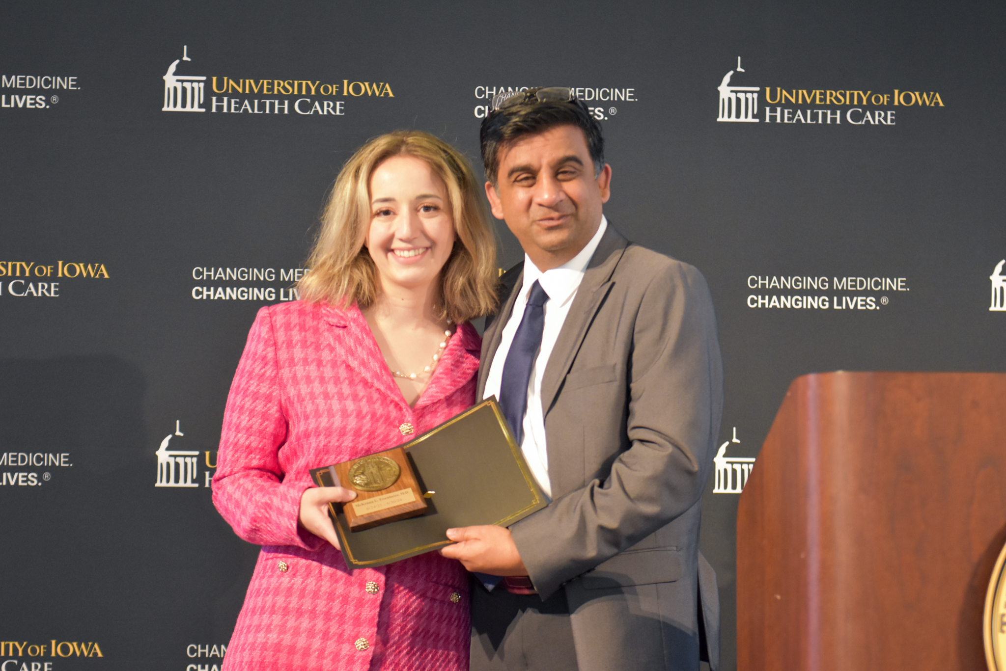 2024_Residency Graduation_Pick-072 – Making the Rounds
